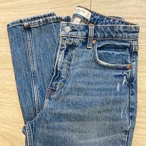 A&F Curve Love the skinny high rise